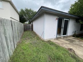 110 Brentwood DR, Leander TX 78641