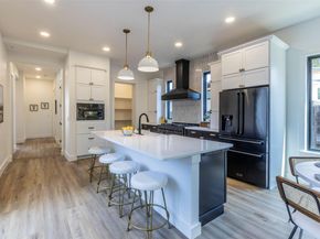 6905 Daugherty ST, Austin TX 78757