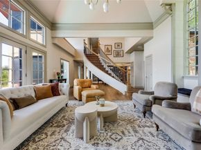 6220 Ledge Mountain DR, Austin TX 78731