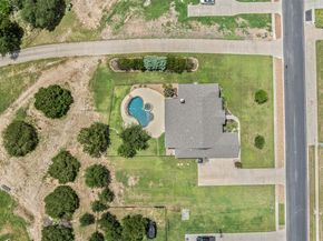 105 Quiet Oak CV, Liberty Hill TX 78642