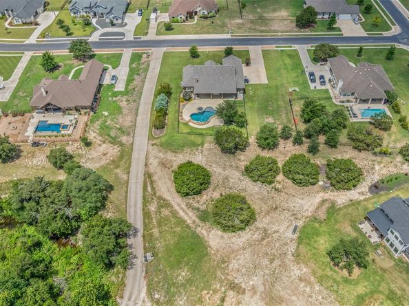 105 Quiet Oak CV, Liberty Hill TX 78642