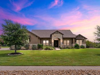 105 Quiet Oak CV