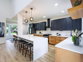 9111 Hazelhurst DR, Austin TX 78729