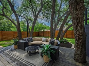 9111 Hazelhurst DR, Austin TX 78729