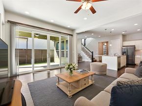 1613 Arcilla ST, Austin TX 78741