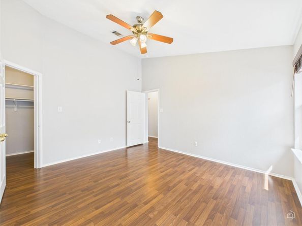 2606 Hutton LN, Leander TX 78641