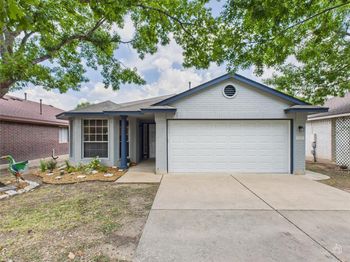 2606 Hutton LN