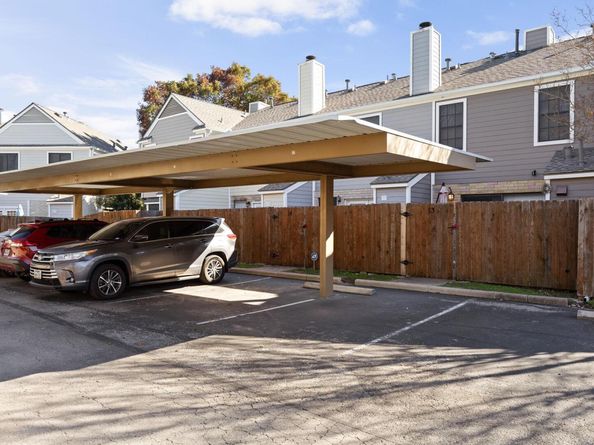 12325 Los Indios TRL 12, Austin TX 78729