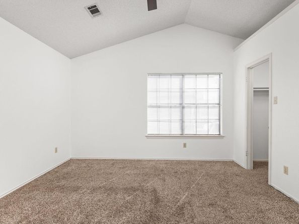 12325 Los Indios TRL 12, Austin TX 78729