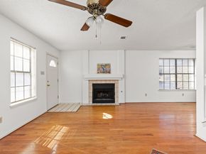 12325 Los Indios TRL 12, Austin TX 78729