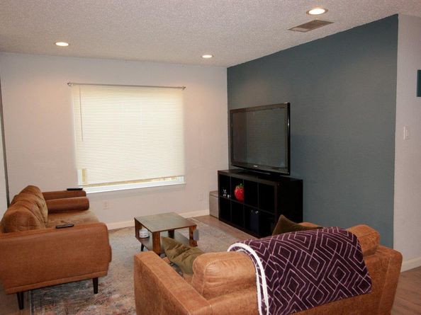 913 Bret LN, Austin TX 78721