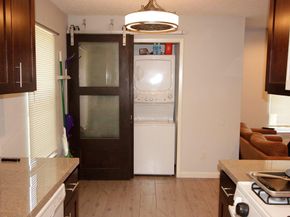 913 Bret LN, Austin TX 78721
