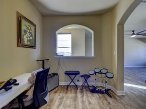 307 Duffy LN, Austin TX 78738