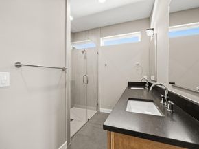 4801 Sara DR B, Austin TX 78721