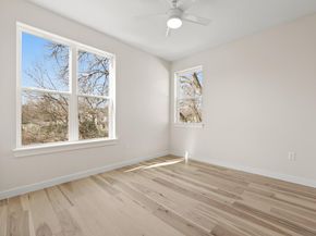 4801 Sara DR B, Austin TX 78721