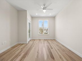 4801 Sara DR B, Austin TX 78721