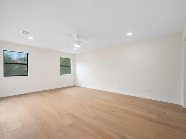 1811 Rogge LN, Austin TX 78723