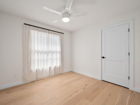 1811 Rogge LN, Austin TX 78723