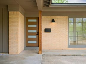 1811 Rogge LN, Austin TX 78723