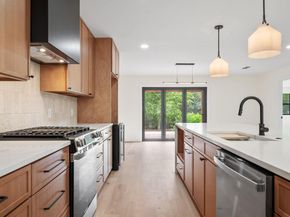 1811 Rogge LN, Austin TX 78723