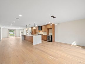 1811 Rogge LN, Austin TX 78723