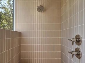 2200 W 9th ST, Austin TX 78703