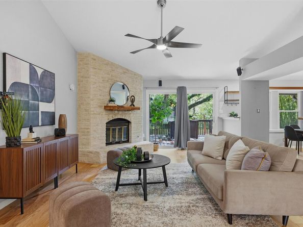 4209 Red Cloud DR, Austin TX 78759