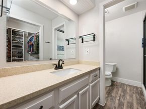8000 Forest Mesa DR B, Austin TX 78759