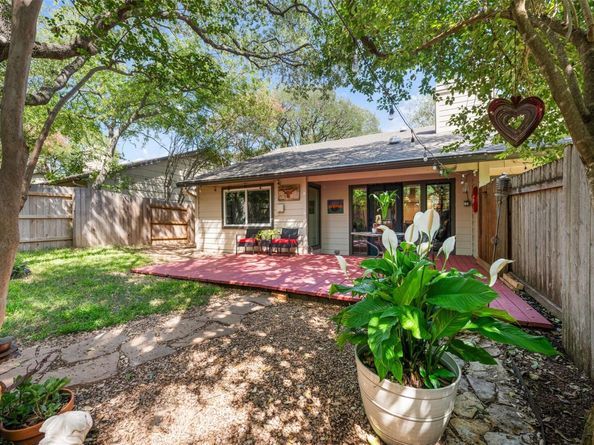 8000 Forest Mesa DR B, Austin TX 78759