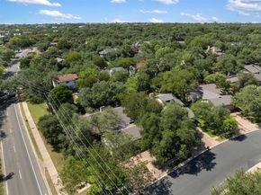 8000 Forest Mesa DR B, Austin TX 78759