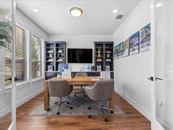 9809 Petrichor BLVD, Manor TX 78653