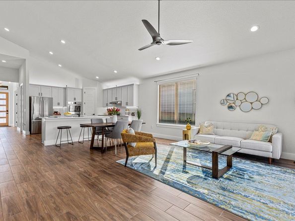 9809 Petrichor BLVD, Manor TX 78653