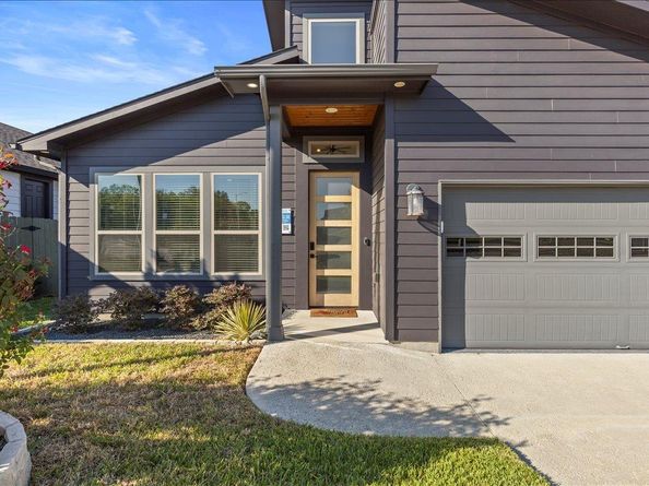 9809 Petrichor BLVD, Manor TX 78653