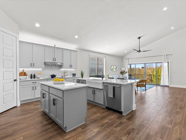 9809 Petrichor BLVD, Manor TX 78653