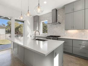 11009 Fourth ST, Jonestown TX 78645