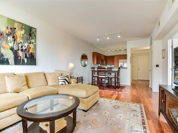 54 Rainey ST 811, Austin TX 78701