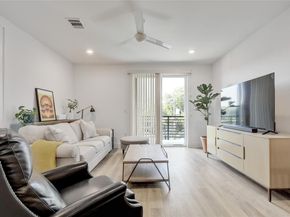 2709 E 5th ST 2305, Austin TX 78702