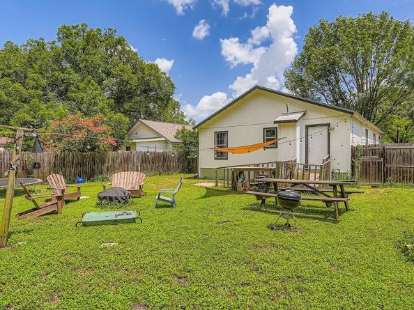 5605 Tura LN, Austin TX 78721