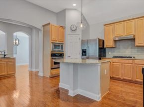 629 Twelve Oaks LN, Austin TX 78704