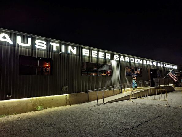 629 Twelve Oaks LN, Austin TX 78704