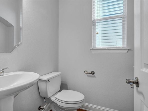 629 Twelve Oaks LN, Austin TX 78704