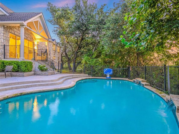417 Beardsley Ln, Austin TX 78746