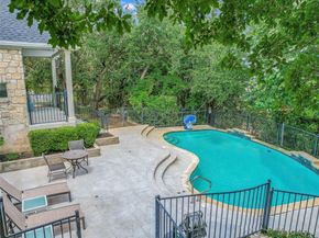 417 Beardsley Ln, Austin TX 78746