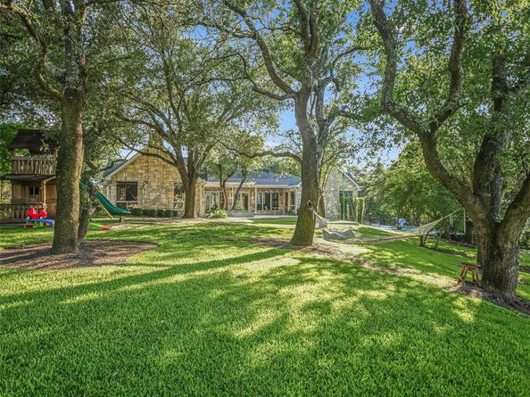 417 Beardsley Ln, Austin TX 78746