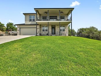 18502 Venture DR