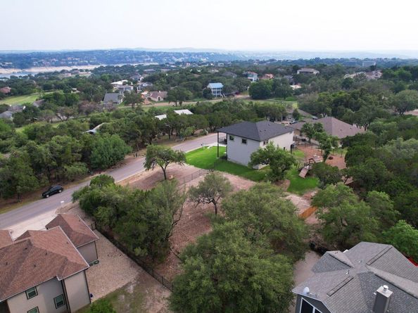18502 Venture DR, Point Venture TX 78645