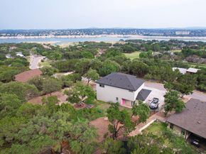 18502 Venture DR, Point Venture TX 78645
