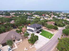 18502 Venture DR, Point Venture TX 78645