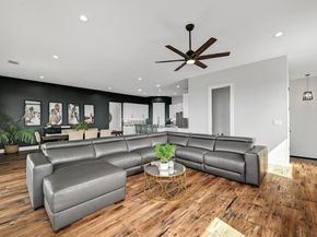 18502 Venture DR, Point Venture TX 78645