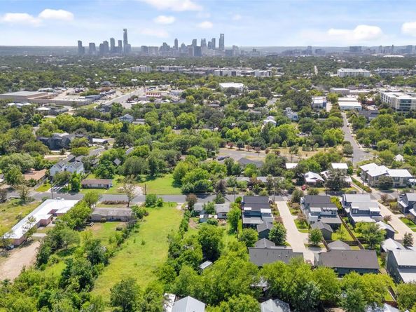 2015 Greenwood Ave, Austin TX 78723